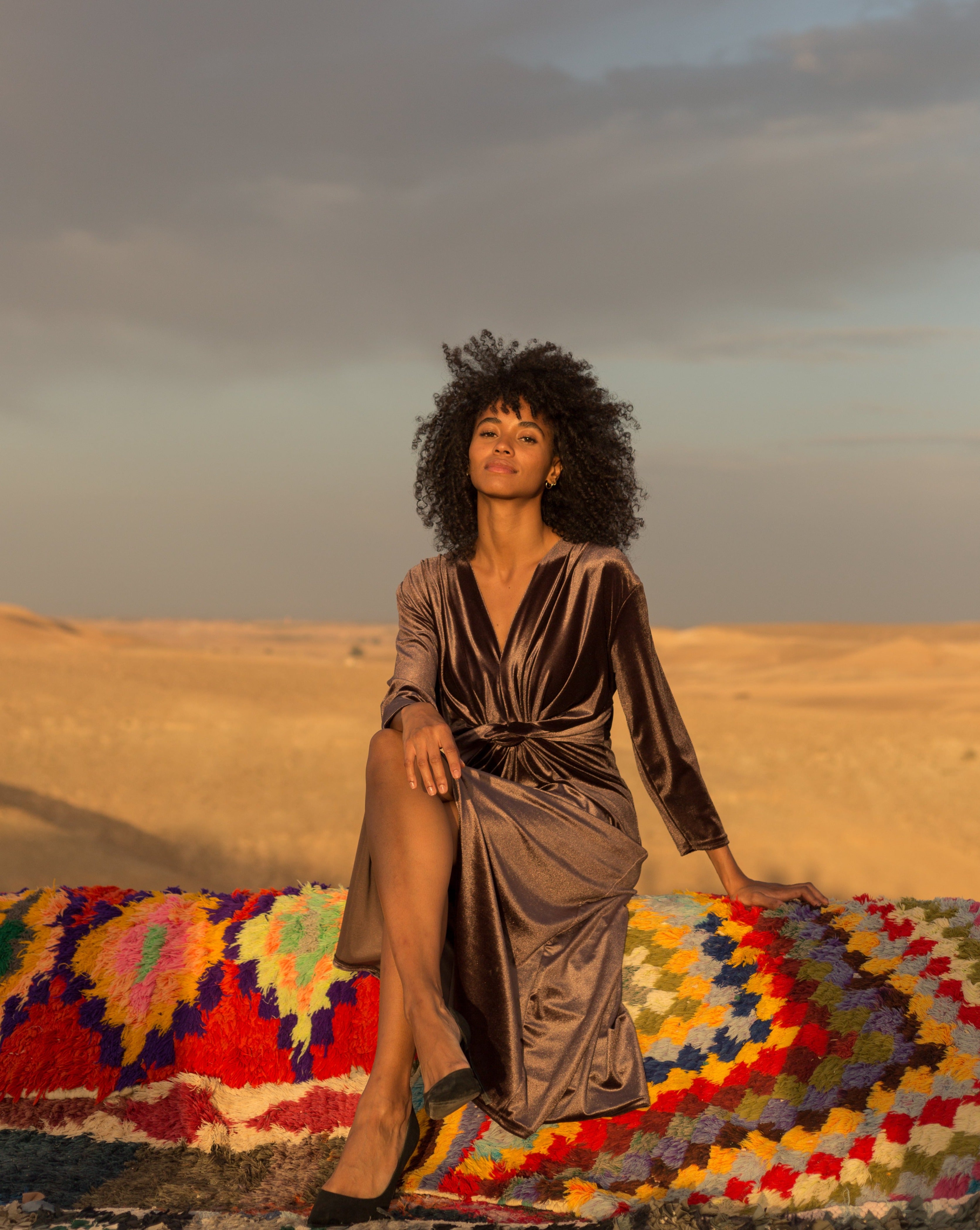 Robe en velours, féminine et agréable à porter. Collection spéciale fêtes de fin de d’années.